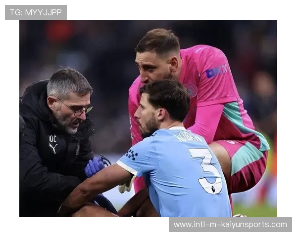 曼城迪亚斯防守领袖气质回归：球队坚不可摧的钢铁脊梁