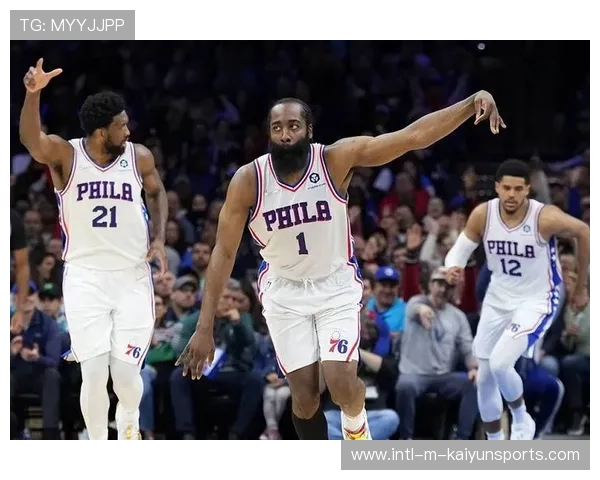76人队奋战不止，冲击更远舞台，76人全队