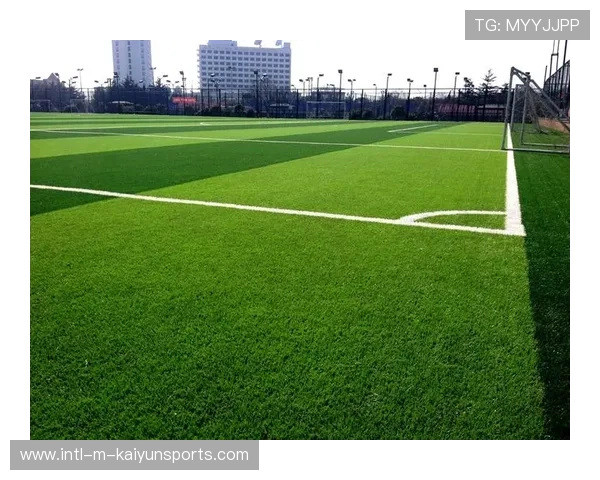 足球场草皮技术不断升级确保比赛质量，足球场草皮是什么品种